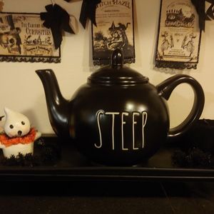 Rae Dunn black tea kettle